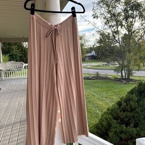 Hem & Thread High Waisted Pleated Wide Leg Lounge Pants